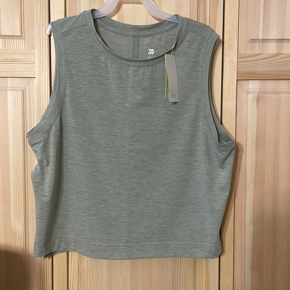 🔥All in motion, sleeveless shirt